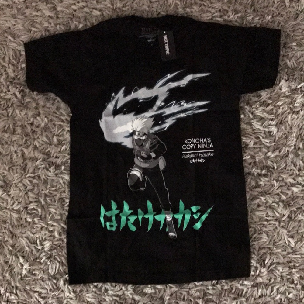 BNWT Naruto Kakashi Copy Ninja Tee in Black in men’s adult size small.